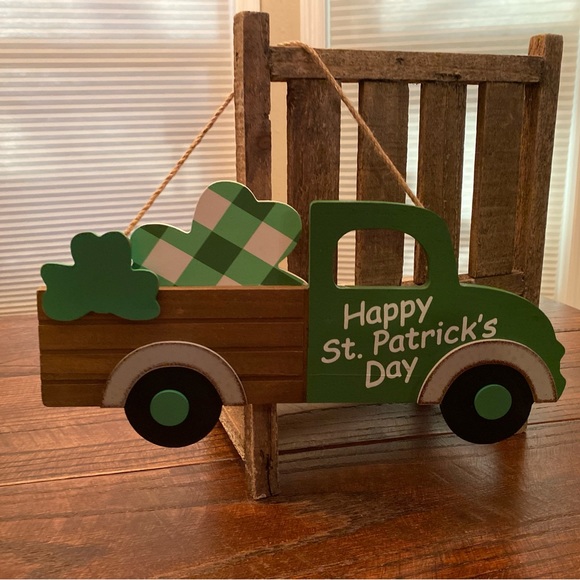 St. Patricks Day Shamrock Truck Decor Bundle, Farmhouse Happy St. Patrick’s Day - Picture 5 of 16